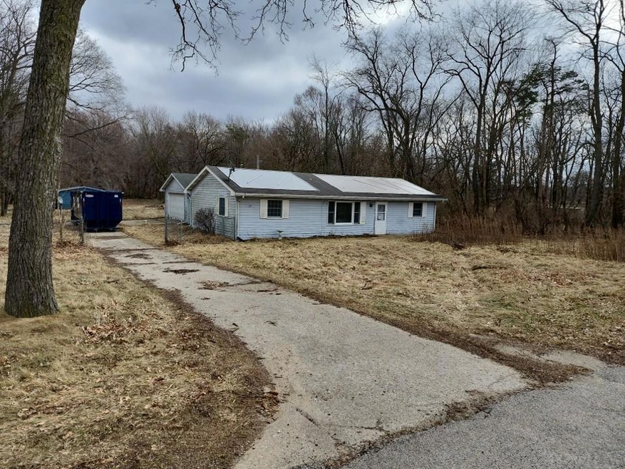 8932 N 1050 E, Walkerton, IN 46574 - photo 1