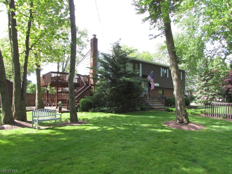 2 Laurelton Rd, Parsippany, NJ 07054 - photo 1