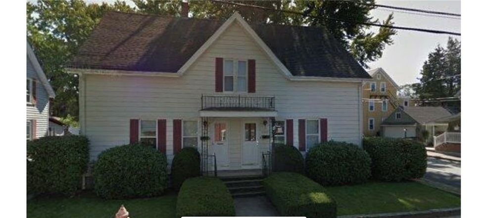 134 Newland Ave unit 2, Woonsocket, RI 02895 - photo 1