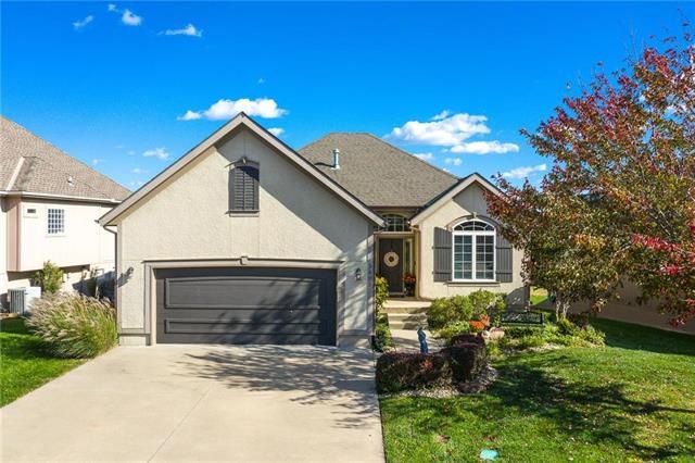 1409 Brompton Ln, Raymore, MO 64083 - photo 1