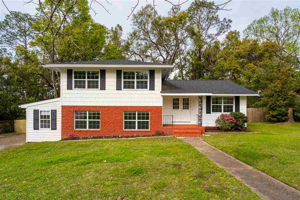 1104 Missionwood Ln, Tallahassee, FL 32304 - photo 1