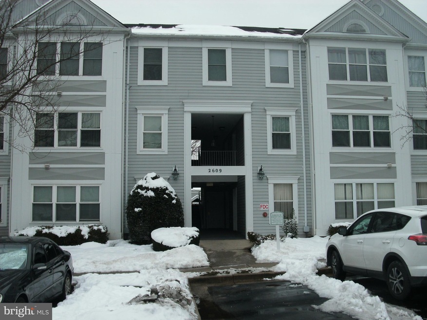 2609 Camelback Ln unit 8, Silver Spring, MD 20906 - photo 1