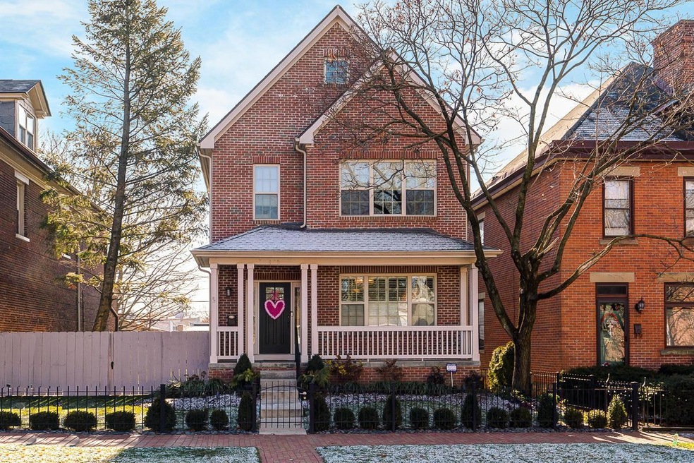 425 Sycamore