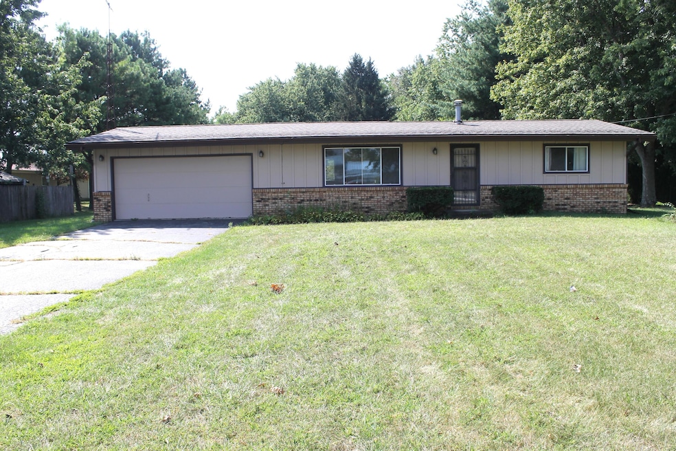495 E Grove St, Wheatfield, IN 46392 - photo 1