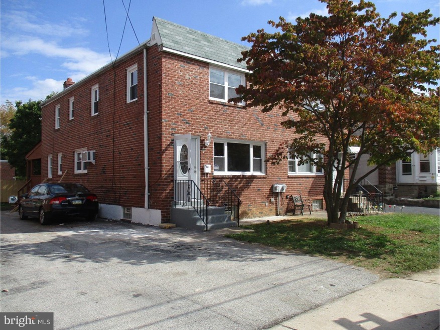 327 Roberta Ave, Darby, PA 19023 - photo 1