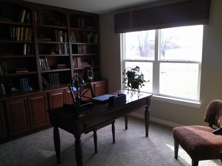 5642 Hartman Ct, Dexter, MI 48130 - photo 1