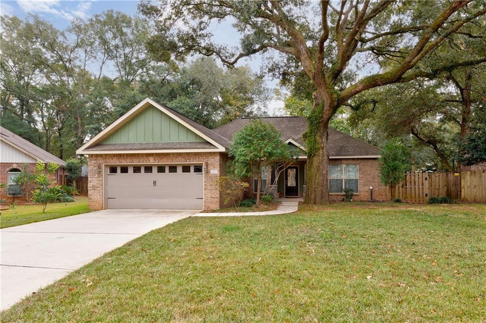 6367 Oakleigh Way, Mobile, AL 36693 - photo 1