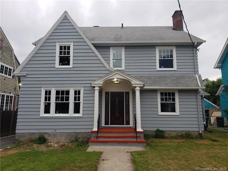 814 Laurel Ave, Bridgeport, CT 06604 - photo 1