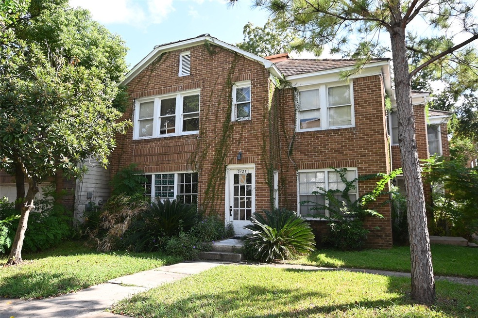 2427 Hazard St unit 2, Houston, TX 77019 - photo 1