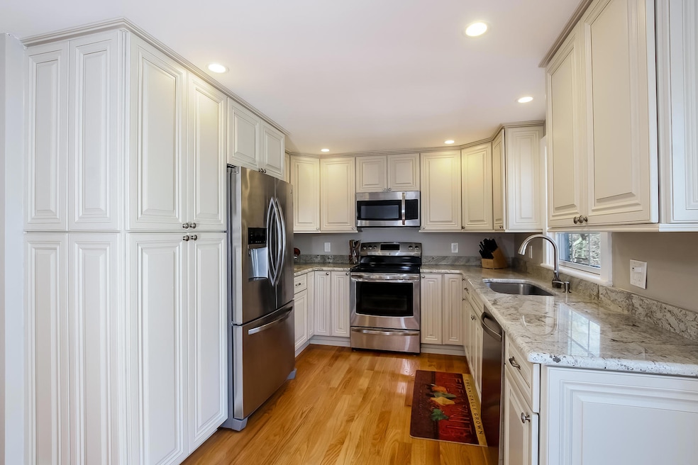 30 Dogwood Ln, Harwich, MA 02645 - photo 1