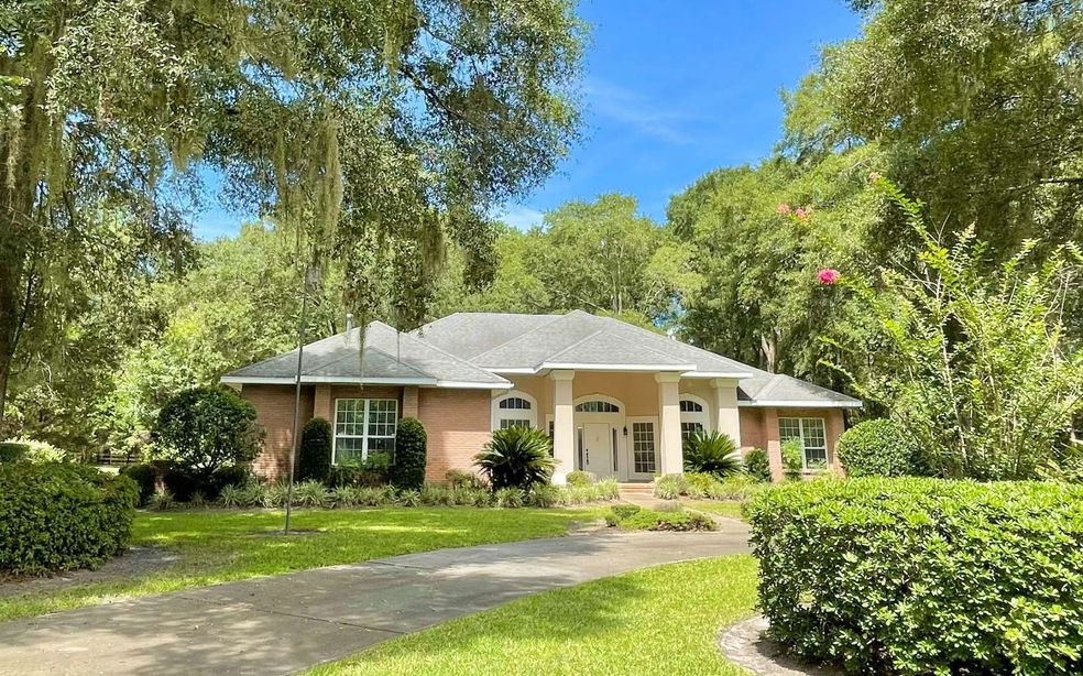 1253 NW Scenic Lake Dr, Lake City, FL 32055 - photo 1