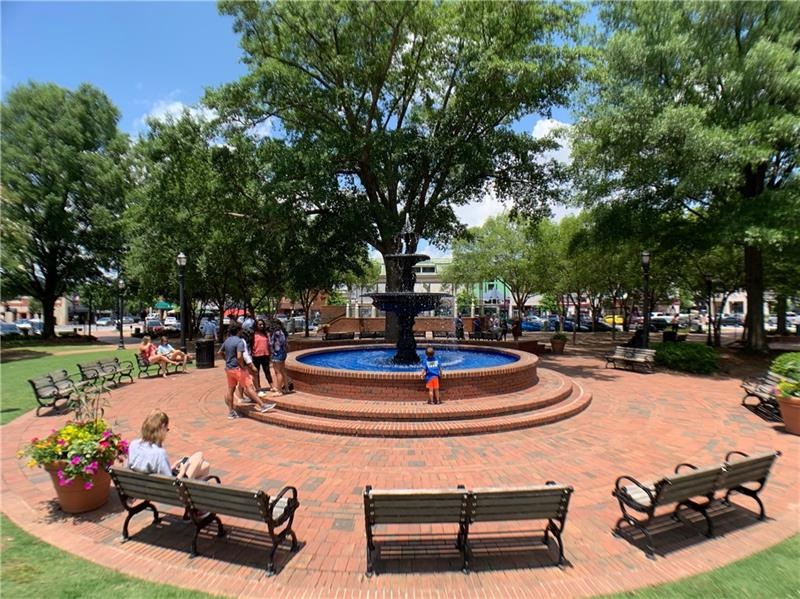 325 Niles Ct unit 27, Marietta, GA 30060 - photo 1