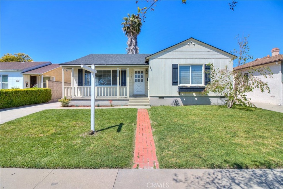 5439 Verdura Ave, Lakewood, CA 90712 - photo 1