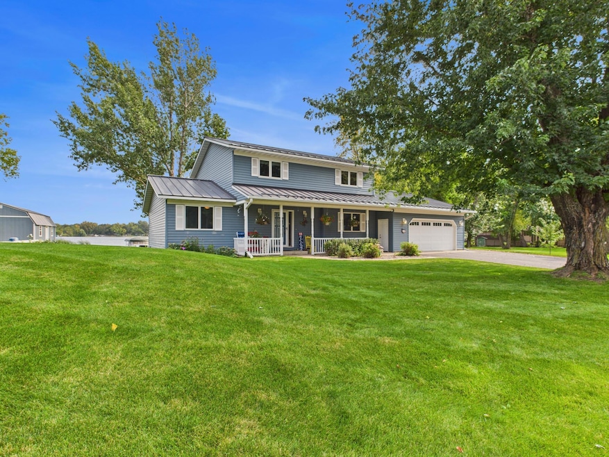 Sold $585,000 • Co-Listing Agent