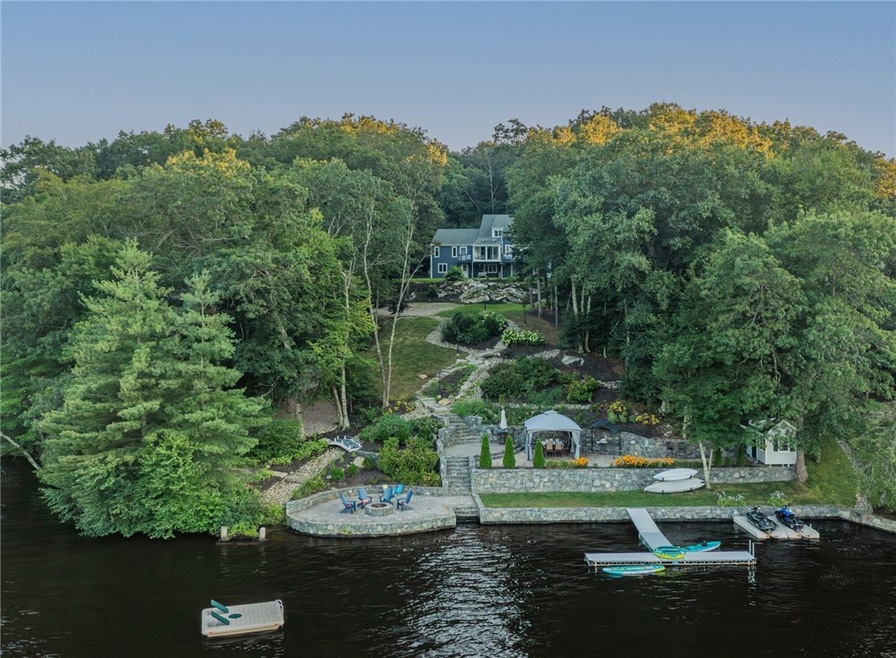 76 Aldrich Rd, North Scituate, RI 02857 - photo 1