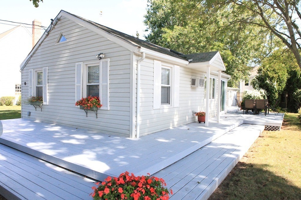 11 Hawthorne St, Warren, RI 02885 - photo 1