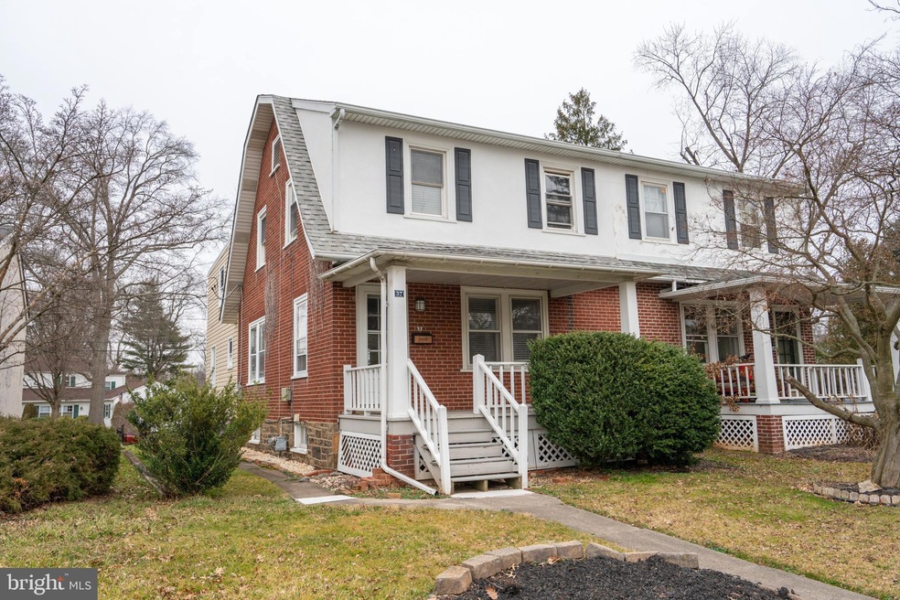 37 E 7th St, Lansdale, PA 19446 - photo 1