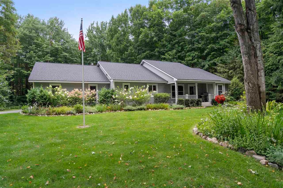 Sold $725,000