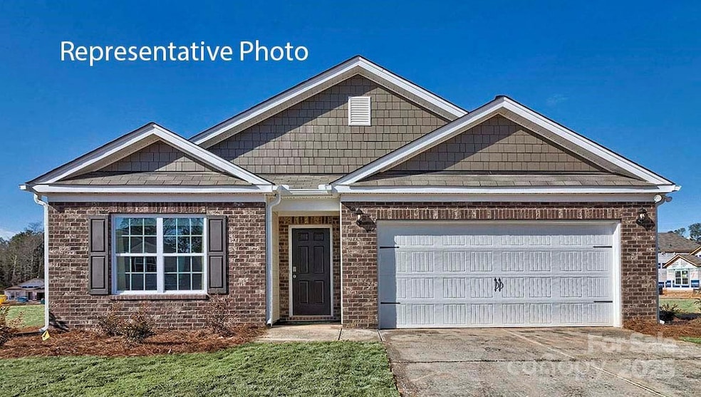 577 N Sparkleberry St, Chester, SC 29706 - photo 1