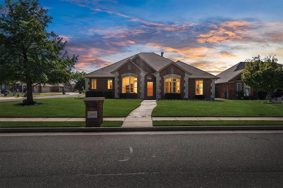 10608 NW 41st St, Yukon, OK 73099 - photo 1