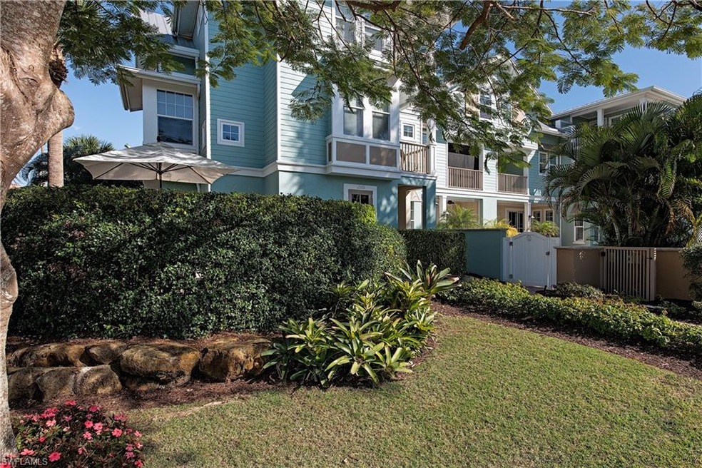 1065 4th St S unit 2, Naples, FL 34102 - photo 1