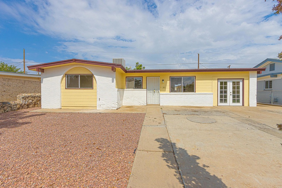 253 Maricela Dr, El Paso, TX 79915 - photo 1