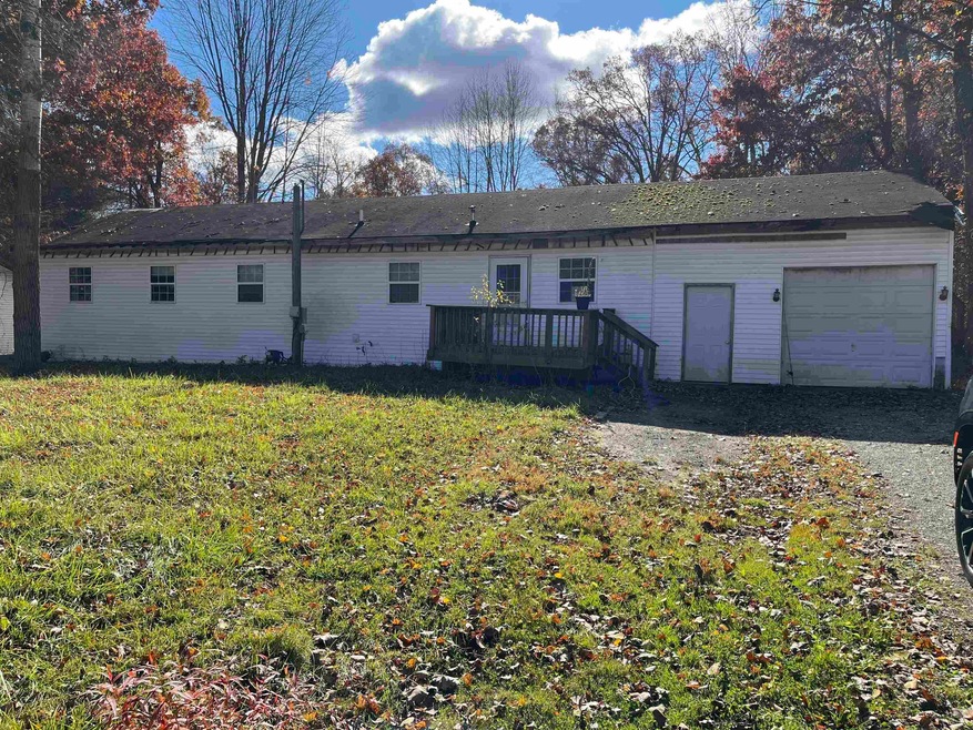 5209 Clark Rd, Midland, MI 48640 - photo 1