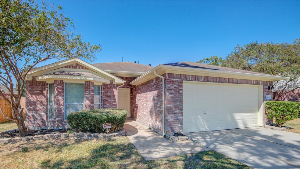 9907 Buena Park Ct, Houston, TX 77089 - photo 1