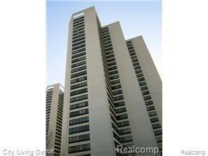 300 Riverfront Tower