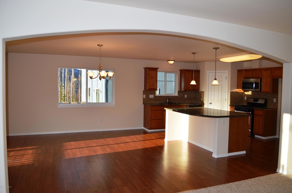 Kitchen & Dining RM Photo Similar