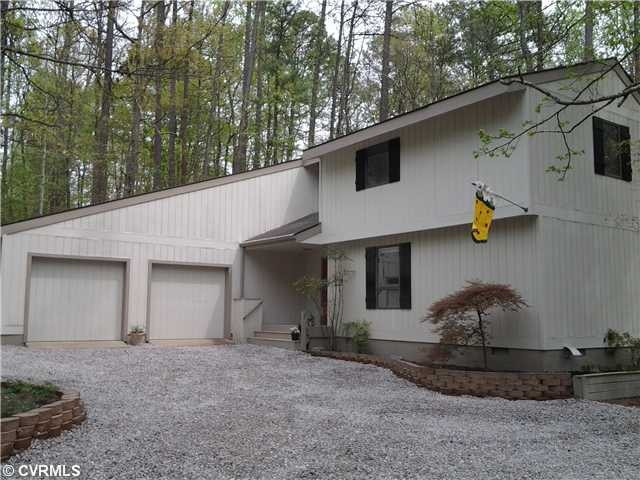 306 Hickory Dr, Manakin Sabot, VA 23103 - photo 1