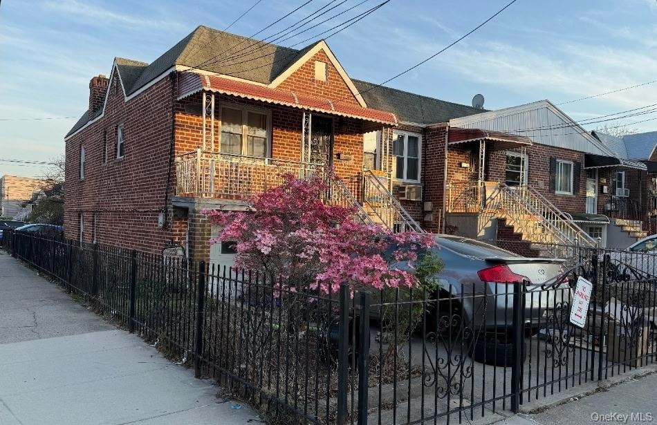 2866 Philip Ave, Bronx, NY 10465 - photo 1