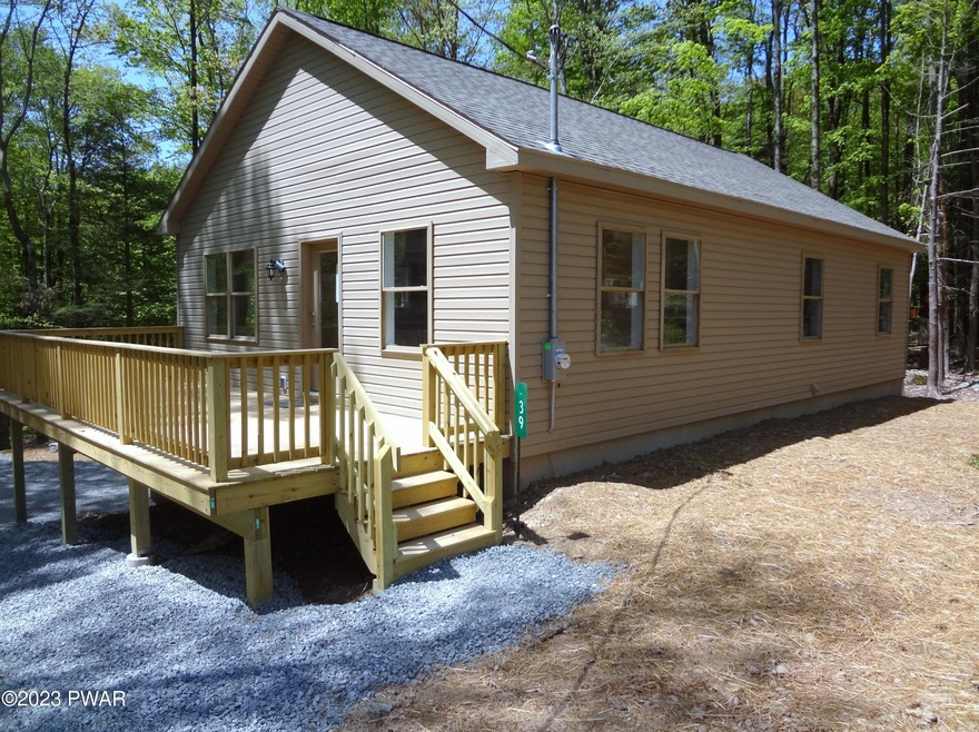 939 Hibernation Rd, Lake Ariel, PA 18436 - photo 1