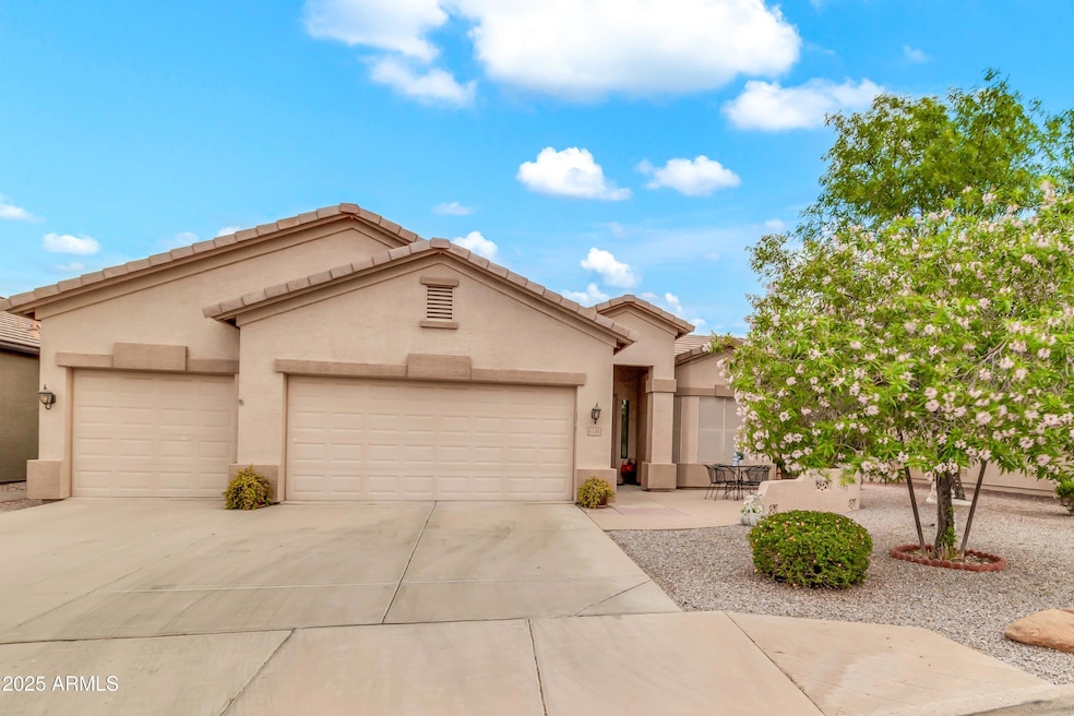 3 Full Car Garage 6141 S Bradshaw Way-1