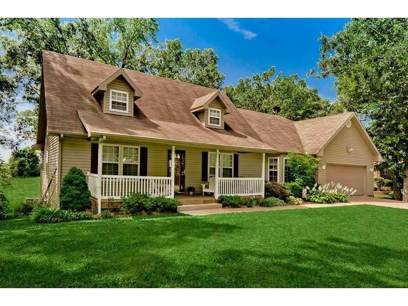 1210 Lake Road Dr, Cassville, MO 65625 - photo 1