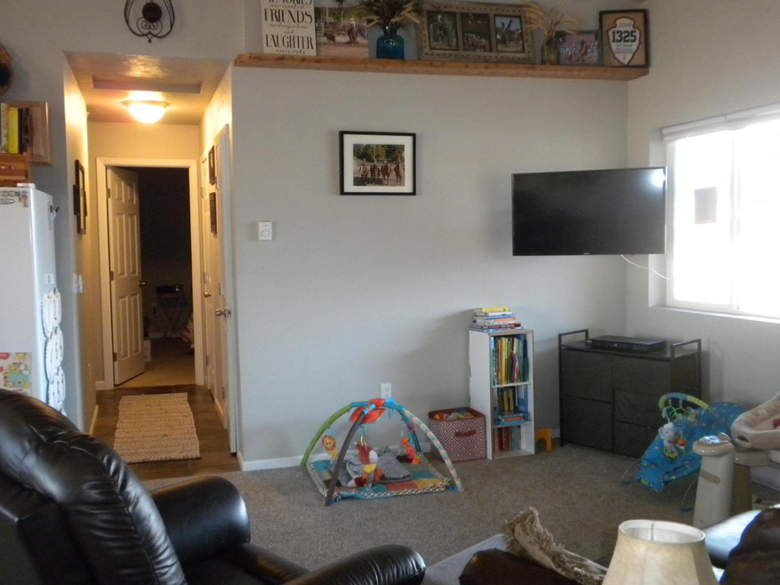 52 S Centurion Way, Whitehall, MT 59759 - photo 1