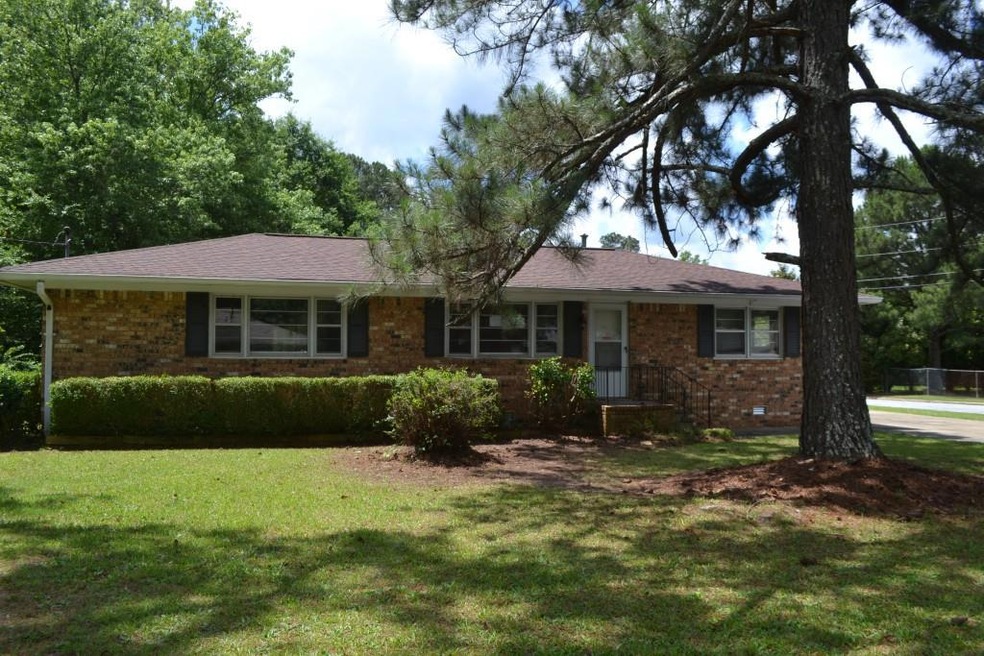 2835 Middleburg Dr, Atlanta, GA 30349 - photo 1