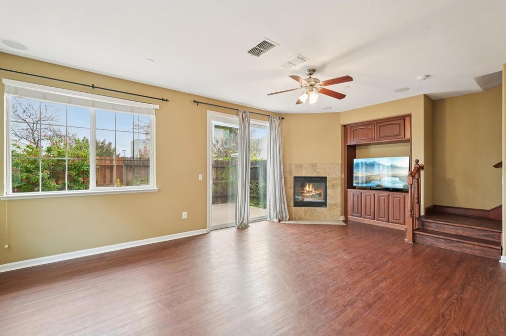 3302 Ferry Cir unit 102, Folsom, CA 95630 - photo 1