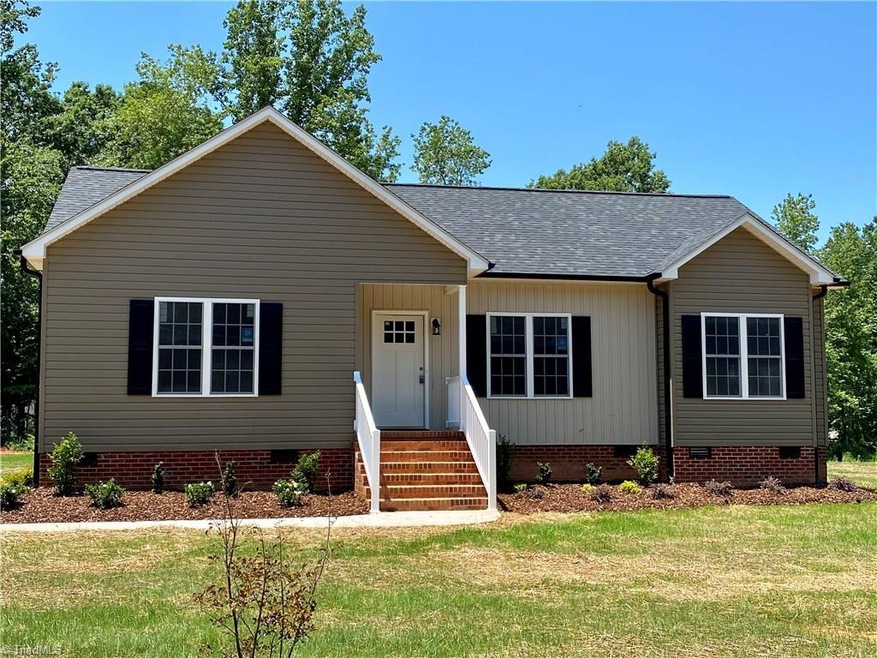 2148 Grantville Ln, Asheboro, NC 27205 - photo 1