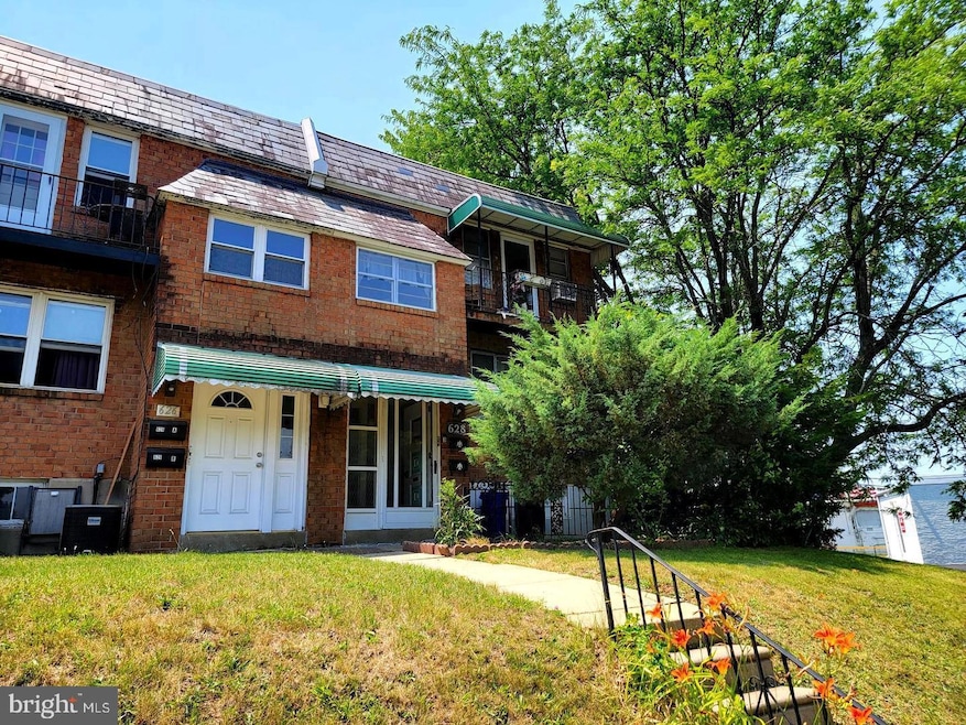 For Rent $1,300/month