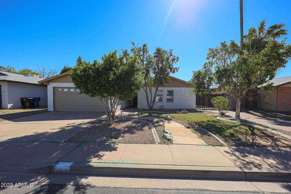 127 W Hunter St, Mesa, AZ 85201 - photo 1