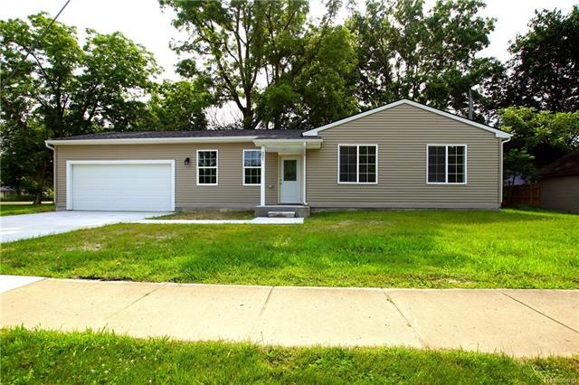 New Construction in Downtown Howell.JPG