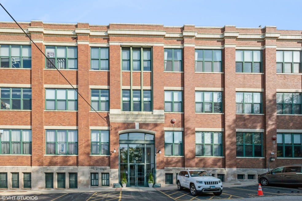 601 Linden Place unit 311, Evanston, IL 60202 - photo 1