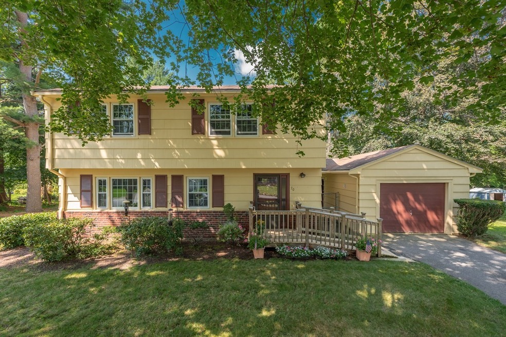 70 Fiske Dr, Bridgewater, MA 02324 - photo 1