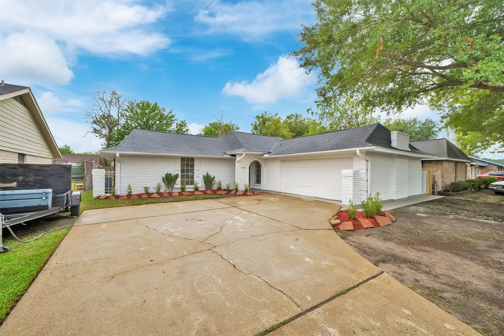 2123 Beaver Bend Rd, Houston, TX 77088 - photo 1