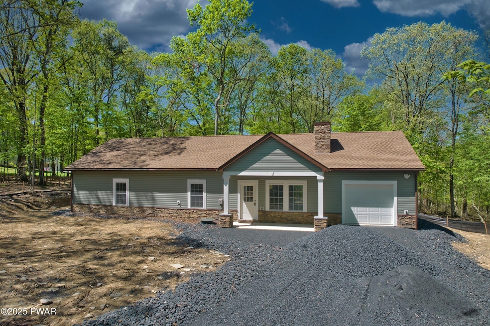 611 Kili Way, Lehman Township, PA 18324 - photo 1