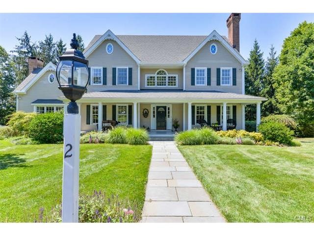 This turn-key Colonial in exclusive Four Winds Far