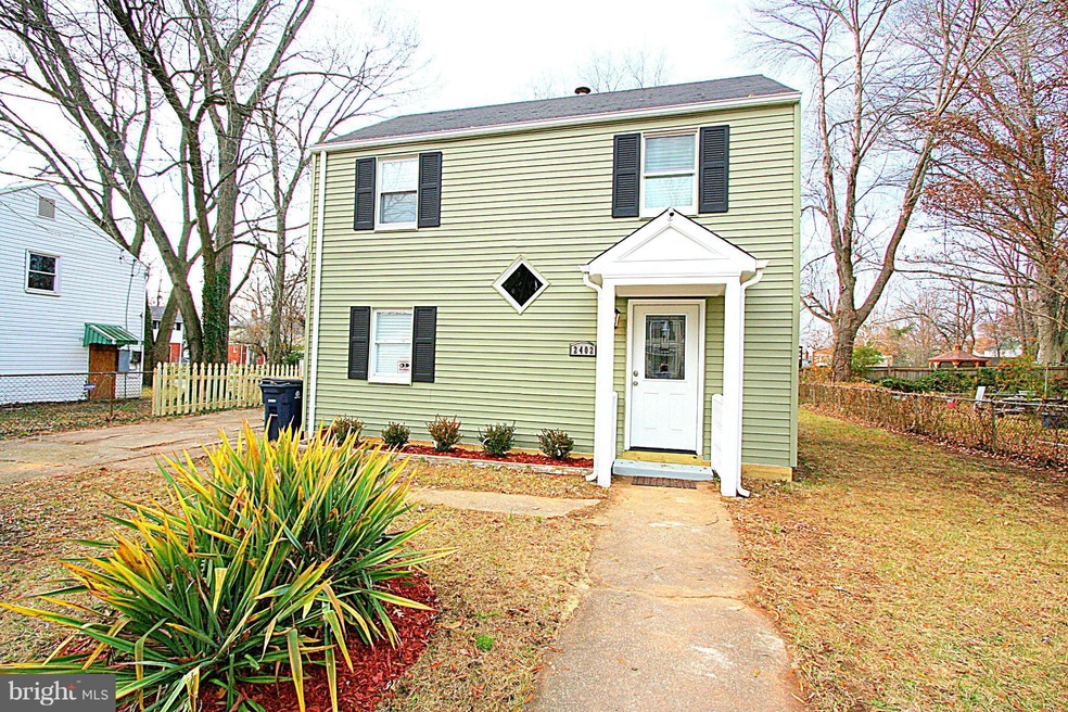 2402 Kent Village Dr, Hyattsville, MD 20785 - photo 1