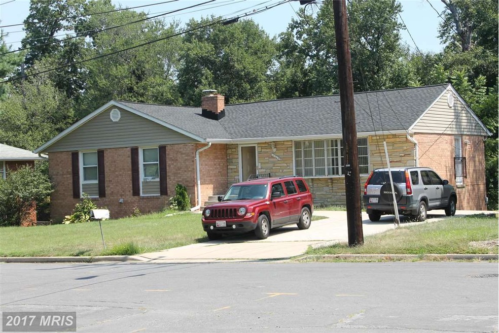13005 Flint Rock Dr, Beltsville, MD 20705 - photo 1
