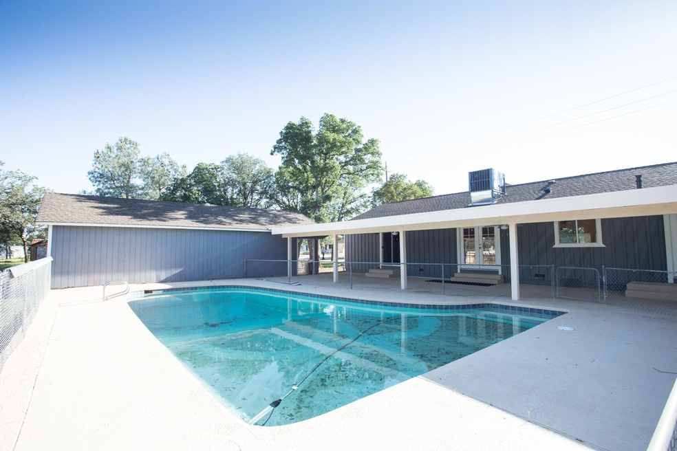 21421 Old 44 Dr, Redding, CA 96003 - photo 1